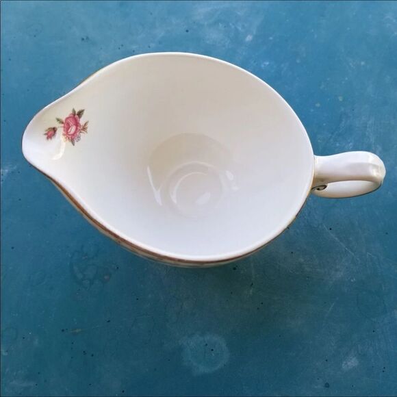 Vintage Maple syrup pitcher  - Picture 4 of 6